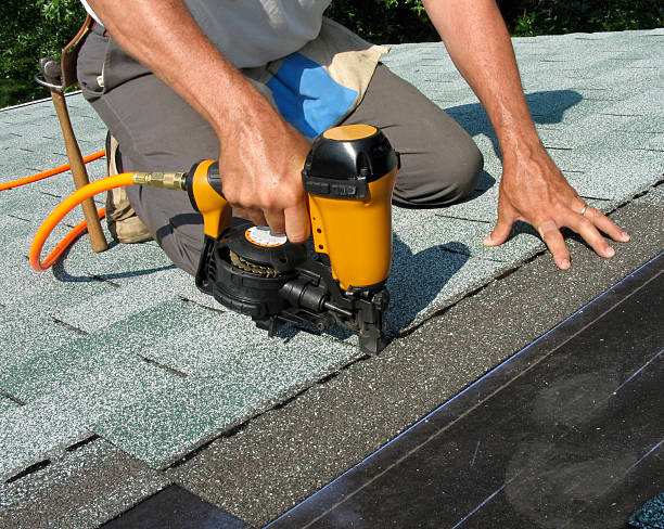 Best Local Roofing Companies  in Milton, GA